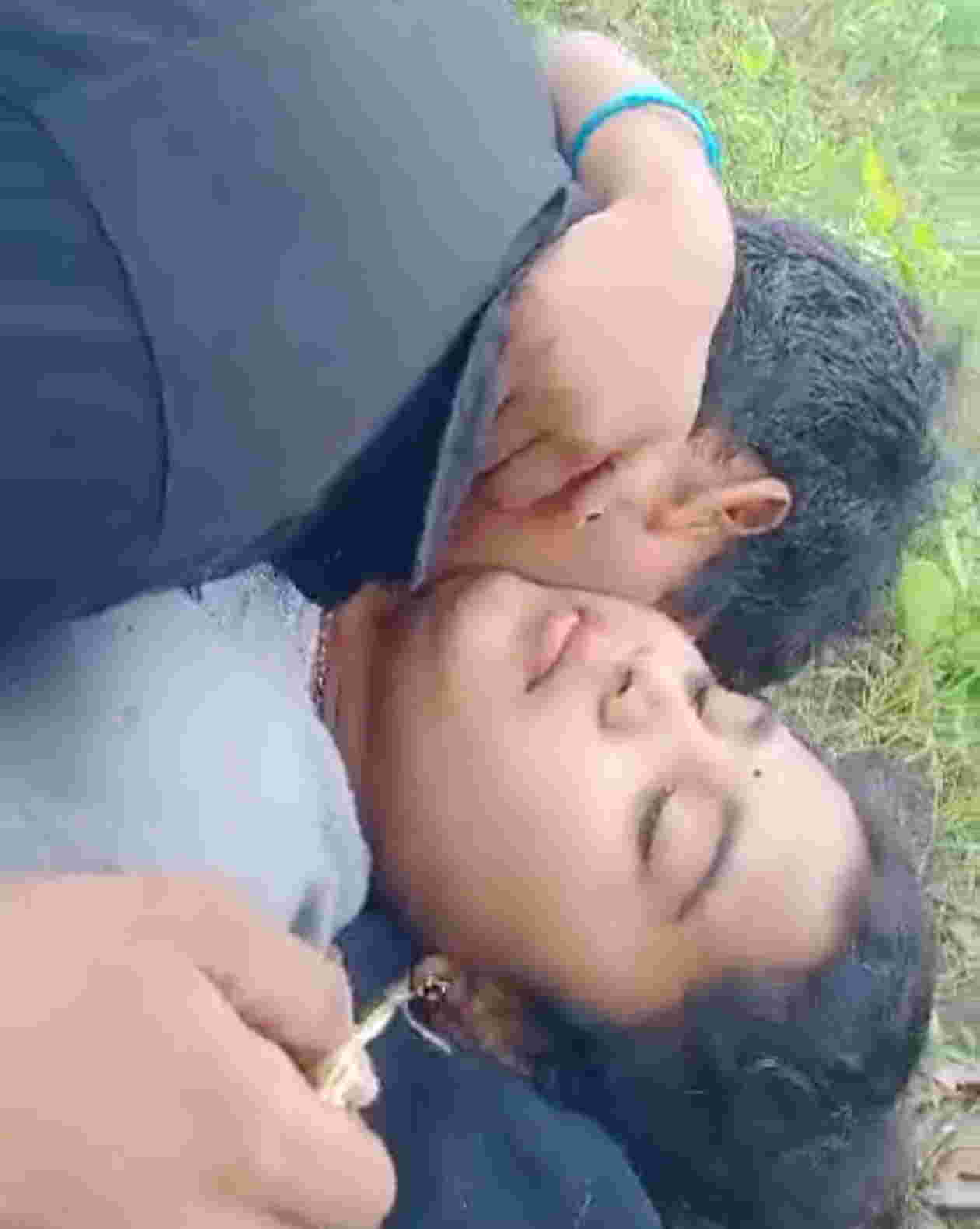 Khet me girlfriend boyfriend chudae video